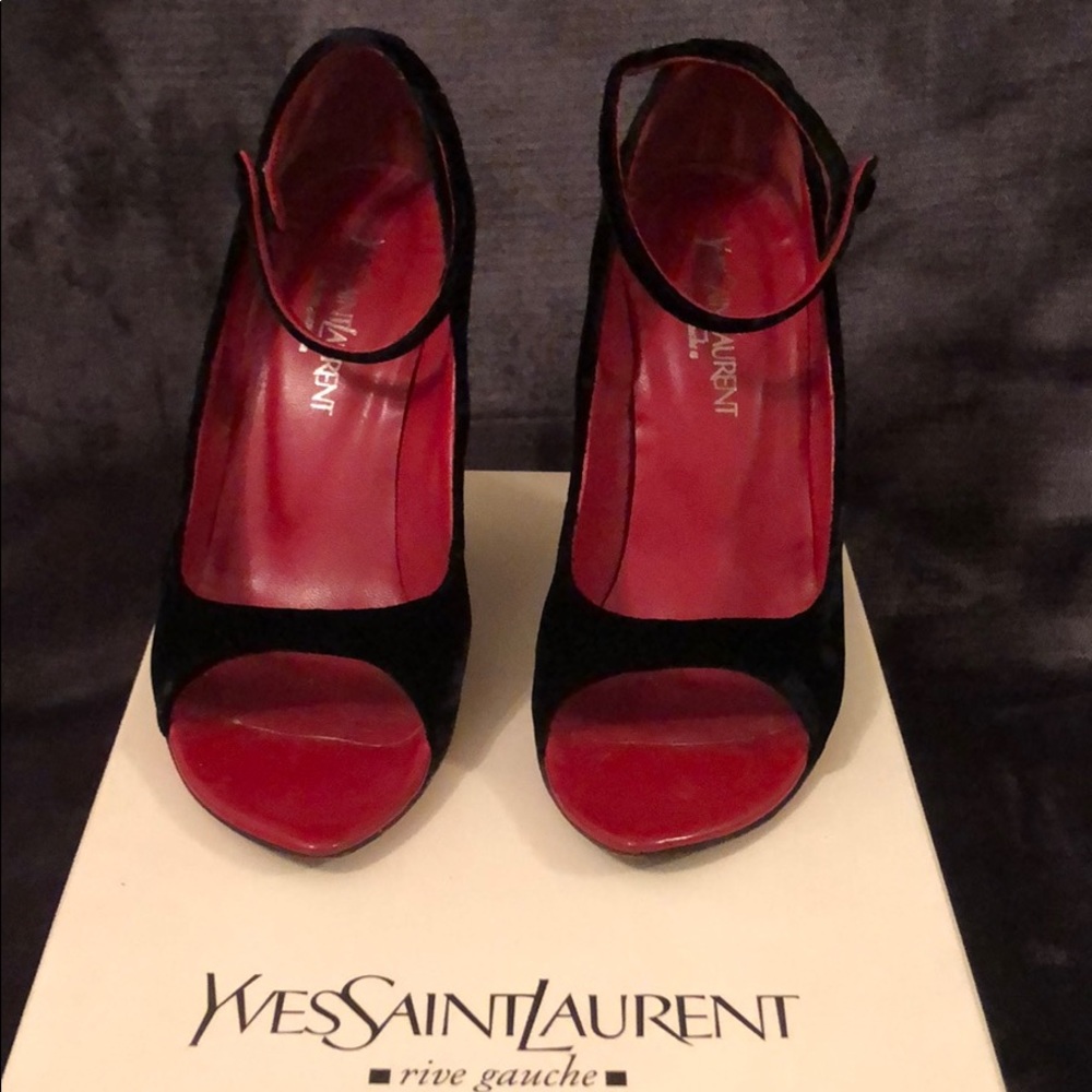 Yves Saint Laurent -rive gauche-